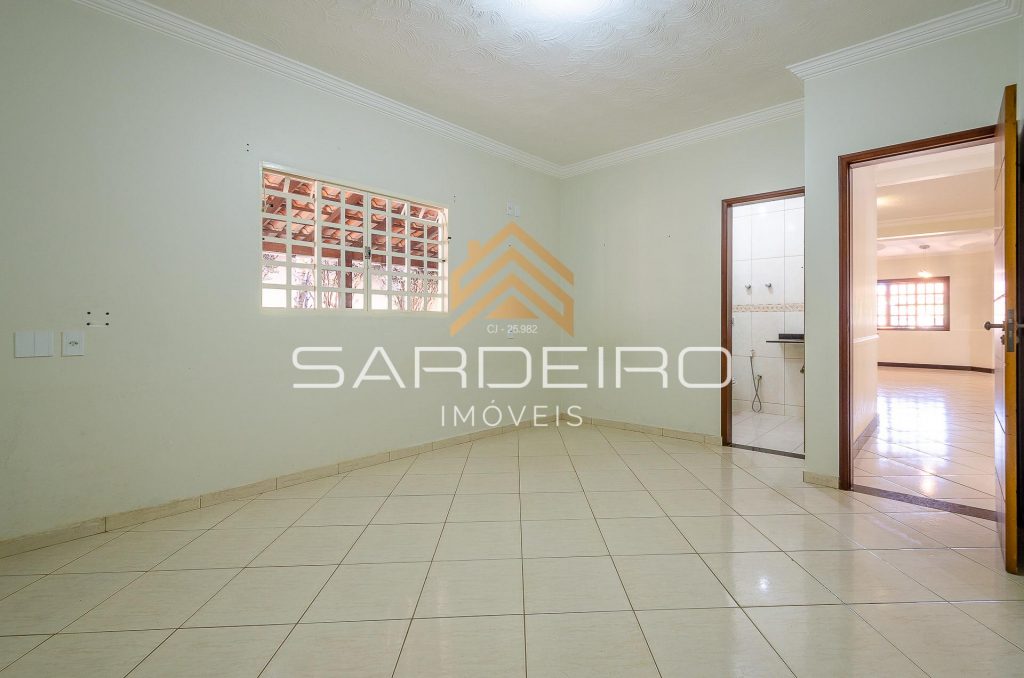 Linda Casa Rua 08 5 quartos e com lote de 800m² em Vicente pires