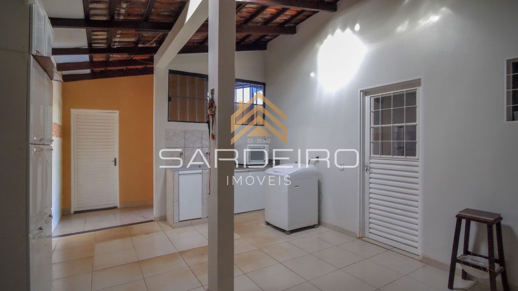 Casa 03 Quartos com lote 800 m² na Rua 06 em Vicente Pires