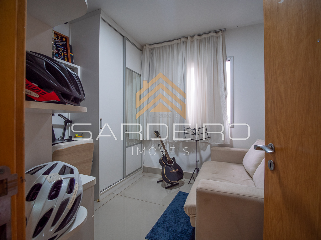 Apartamento 3 quartos sendo 1 suíte e 2 vagas de garagem na SQB Super quadra Brasília