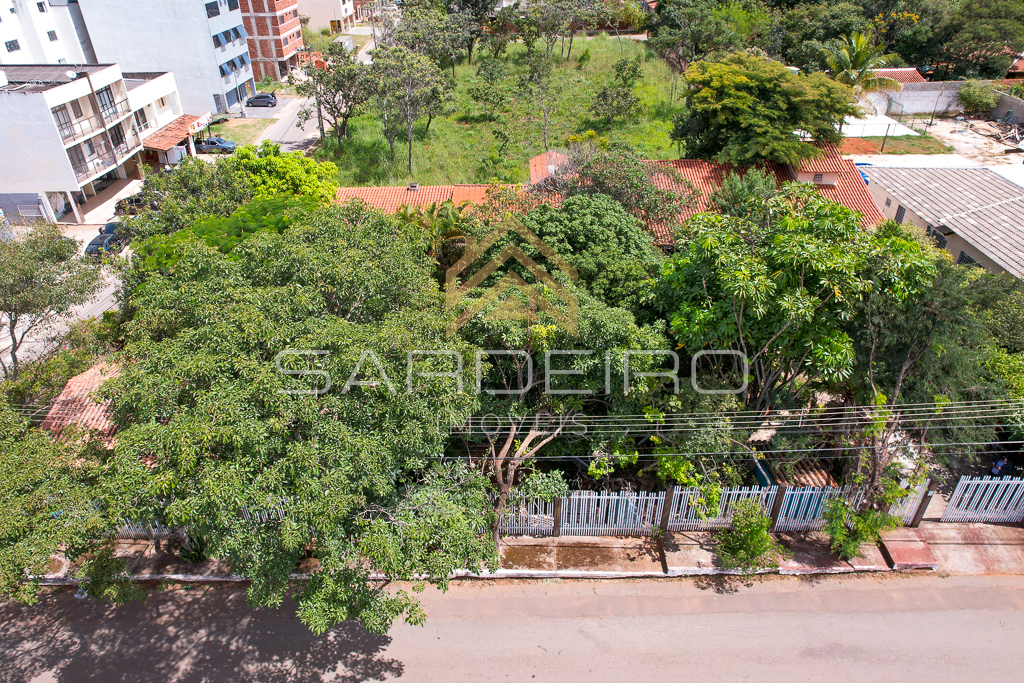 Casa com lote de 1.000m2 no Condomínio Entre Lagos – Brasília DF