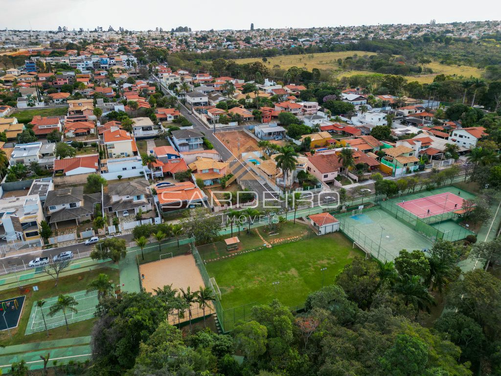 Casa 4 quartos com lazer Jardim Botânico VI