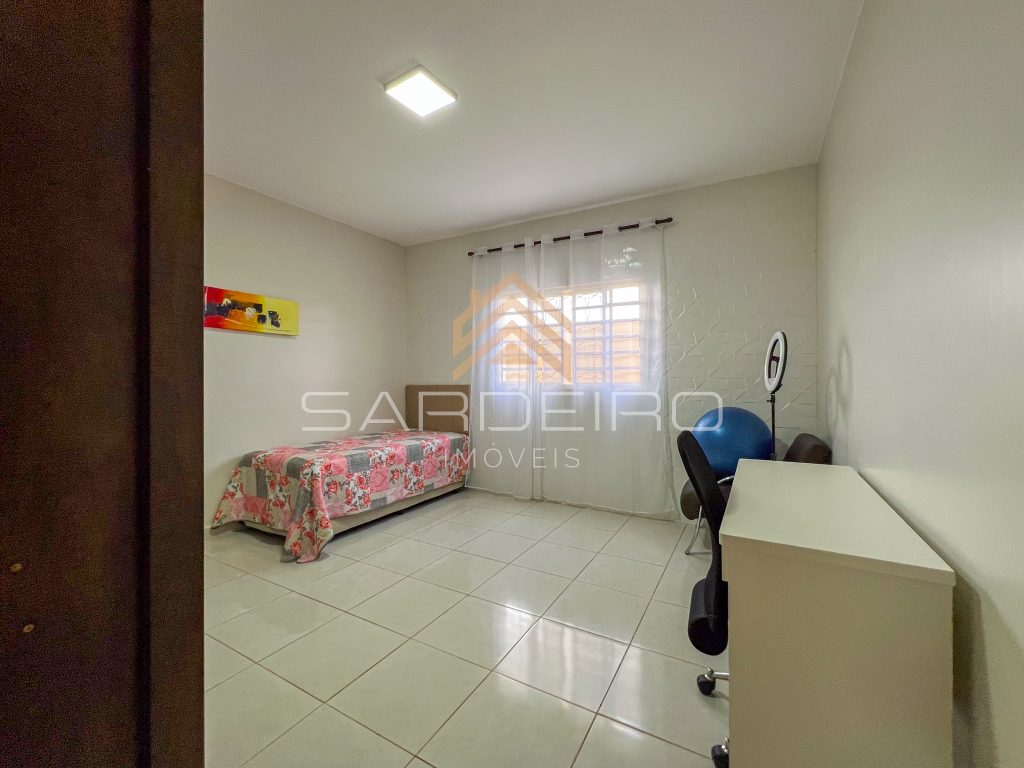 Casa térrea 3 quartos sendo 1 suíte e lazer Rua 10 Vicente Pires DF