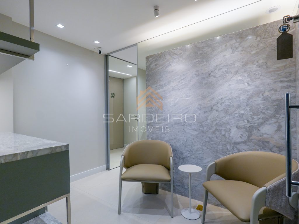 Sala Comercial 27 m² Toda Reformada no Centro Empresarial Mont Blanc – Asa Sul DF Sala Comercial 27 m² Toda Reformada no Centro Empresarial Mont Blanc – Asa Sul DF